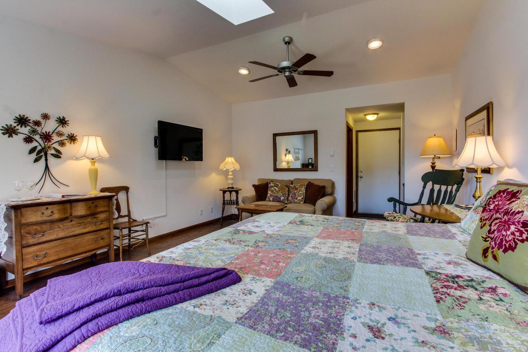 Ocean Cove Inn ياتشاتس الغرفة الصورة