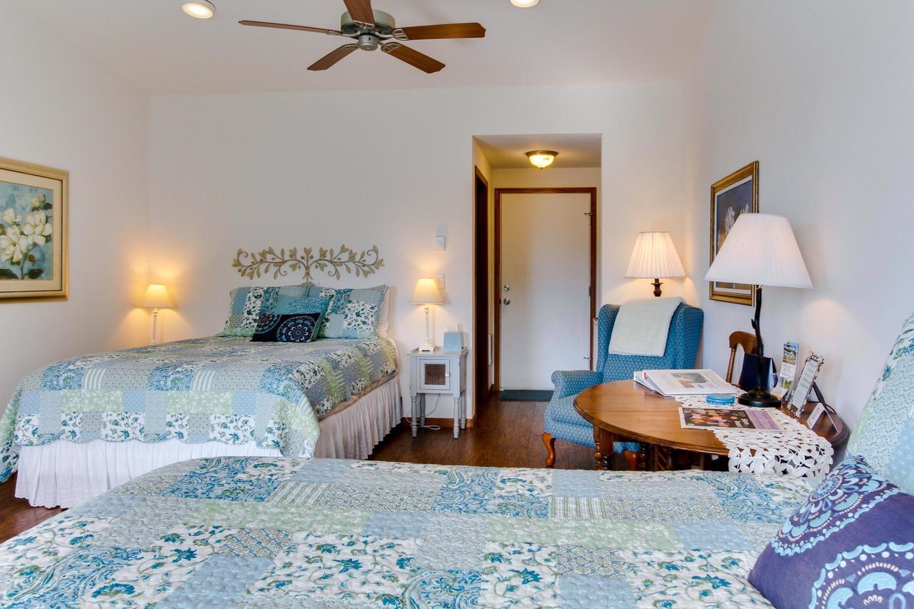 Ocean Cove Inn ياتشاتس المظهر الخارجي الصورة